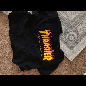 Cropped Thrasher shirt